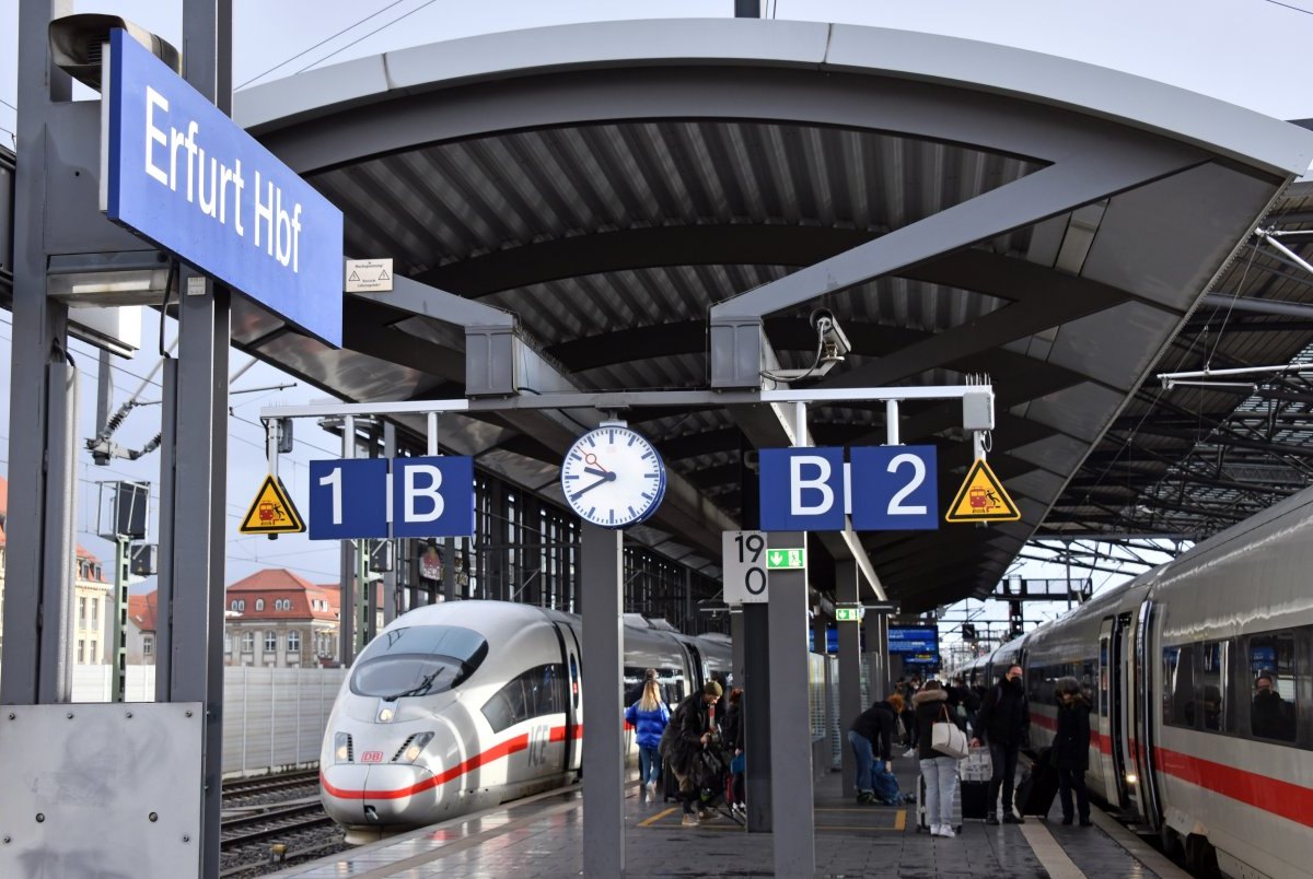 erfurt hauptbahnhof.jpg