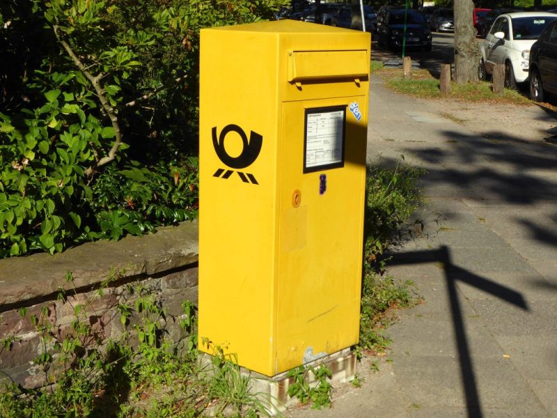 Thüringen: Neuer Briefkasten sorgt für Fragezeichen! Verrückt, was du hier einwerfen sollst
