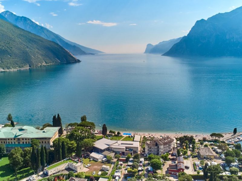 Urlaub in Italien: Behörden warnen vor gefährlichem Virus – Ort am Gardasee massiv betroffen