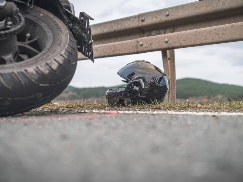 Thüringen: Tragischer Unfall! Für einen Motorradfahrer kommt jede Hilfe zu spät