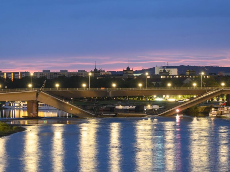 Dresden: Schock am frühen Morgen! Brücke eingestürzt – was Anwohner jetzt beachten müssen