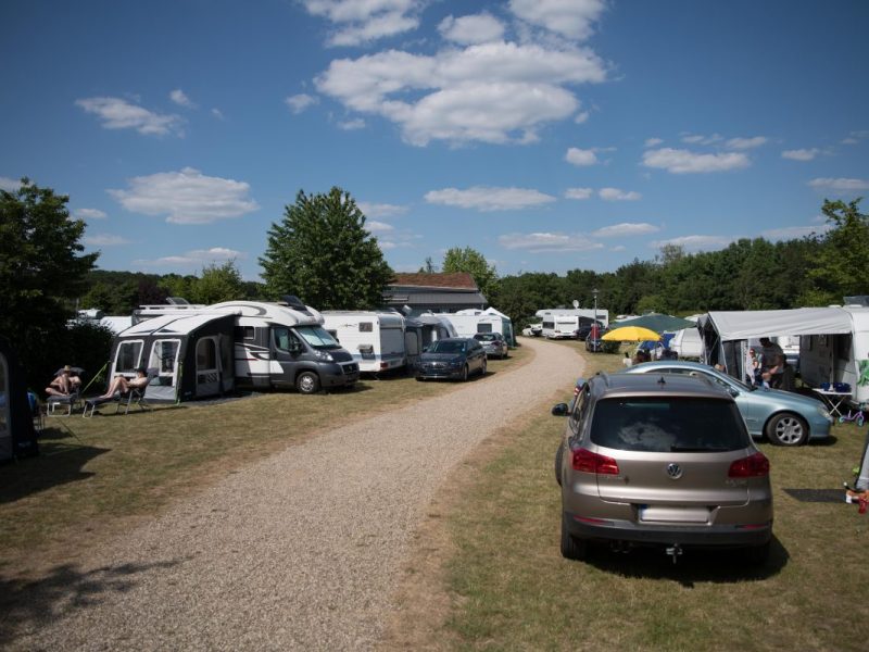 Urlaub auf dem Campingplatz: Gemeine Abzocke! Auf diesen Trick solltest du nicht reinfallen