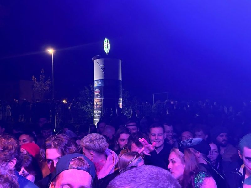 Central in Erfurt: Halloween-Party eskaliert komplett – „Ich kann nicht mehr! Ich muss hier raus!“