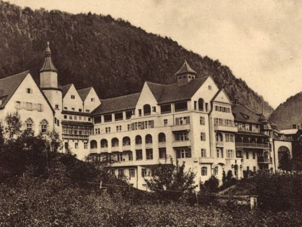 „Lost Place“ in Thüringen: Vom Spuk-Sanatorium zum AfD-Zentrum? Politiker fasst Plan