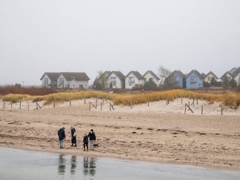 Urlaub an der Ostsee: „Kriegszustände“ in ruhigem Ort – Anwohner außer sich