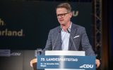 Hitze im Wahlkampf: Bürgergeld-Kommentare von Linnemann bringen CDU in Bedrängnis – jetzt meldet sich sogar die Caritas zu Wort.