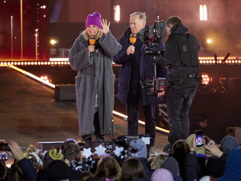 Andrea Kiewel bei ZDF-Silvestershow – dieser Moment sorgt für Fremdscham: „Sowas Primitives“