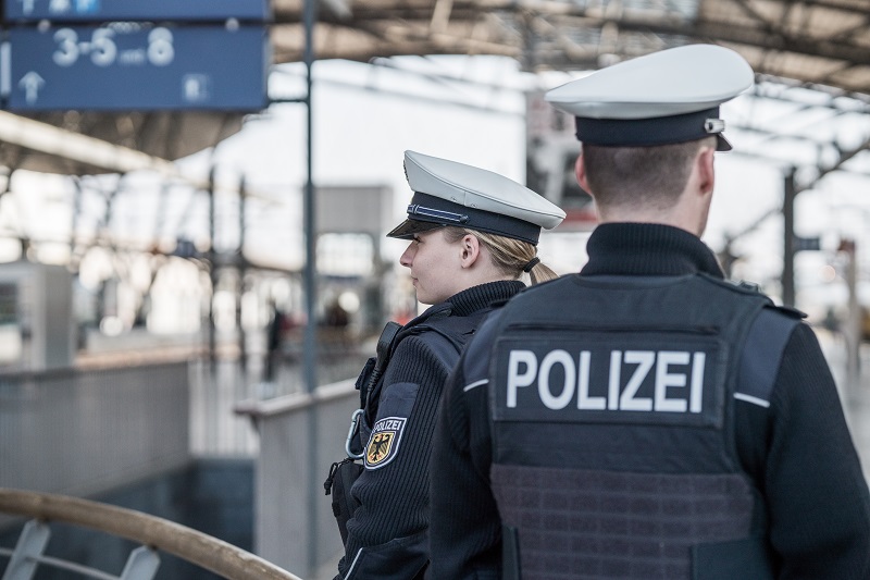 Die Bundespolizei am Hauptbahnhof Erfurt hat eine Rentnerin gestoppt.